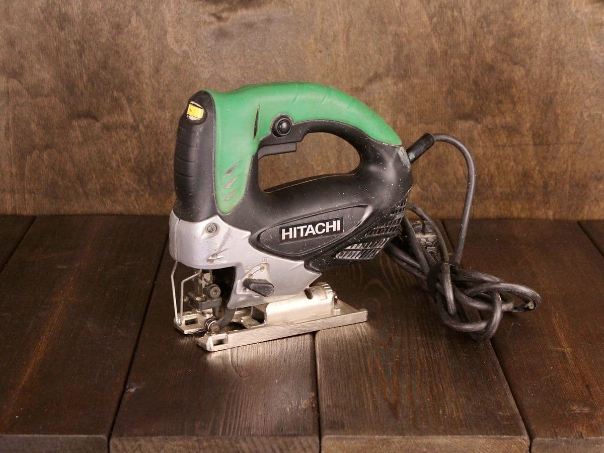 Hitachi CJ90VST